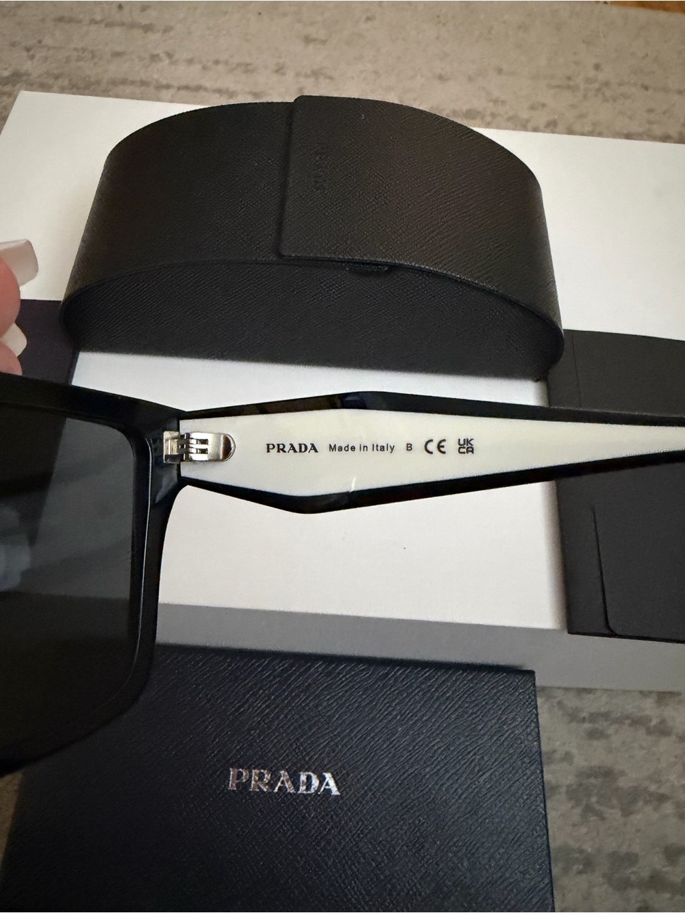 Prada PR24ZS Women’s Sunglasses 🔥NWOT - Picture 5 of 6